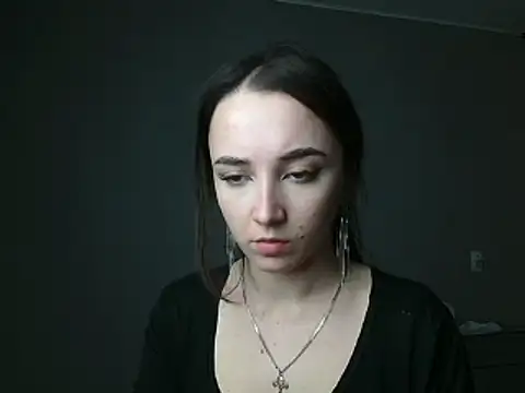 Snapshot of Eva_Gloryy chatting on 03/07/25, 04:00 Eva Gloryy online show from 03/07/25, 04:00