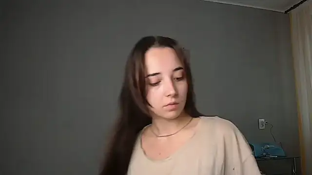 Snapshot of Eva_Gloryy chatting on 09/09/25, 09:53 Eva Gloryy online show from 09/09/25, 09:53