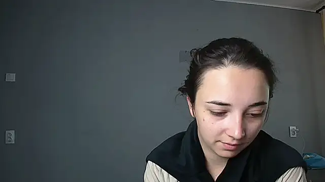 Snapshot of Eva_Gloryy chatting on 09/16/25, 10:27 Eva Gloryy online show from 09/16/25, 10:27
