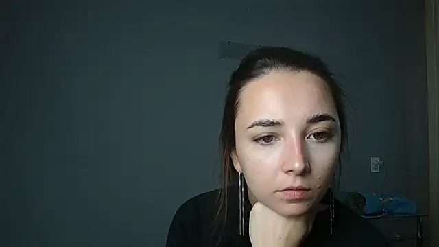 Snapshot of Eva_Gloryy chatting on 09/27/25, 01:05 Eva Gloryy online show from 09/27/25, 01:05