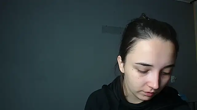 Snapshot of Eva_Gloryy chatting on 10/02/25, 03:08 Eva Gloryy online show from 10/02/25, 03:08