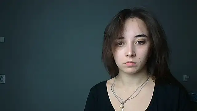 Snapshot of Eva_Gloryy chatting on 10/24/25, 05:09 Eva Gloryy online show from 10/24/25, 05:09