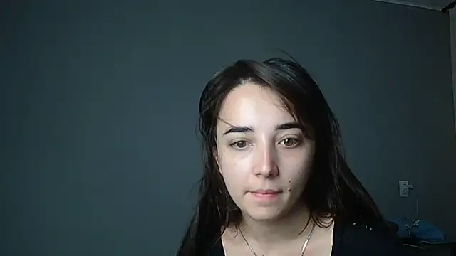 Snapshot of Eva_Gloryy chatting on 10/27/25, 02:10 Eva Gloryy online show from 10/27/25, 02:10