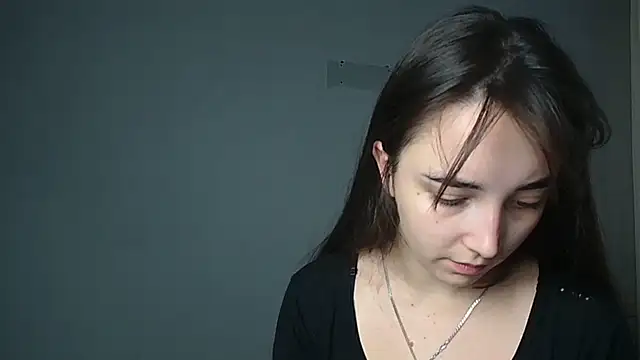 Snapshot of Eva_Gloryy chatting on 10/29/25, 11:34 Eva Gloryy online show from 10/29/25, 11:34