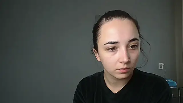 Snapshot of Eva_Gloryy chatting on 11/01/25, 12:29 Eva Gloryy online show from 11/01/25, 12:29