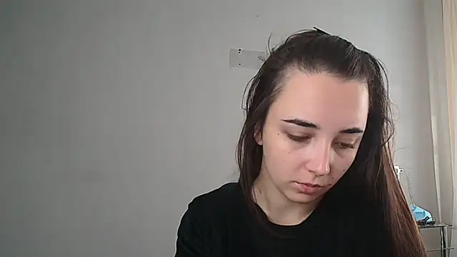 Snapshot of Eva_Gloryy chatting on 11/03/25, 11:44 Eva Gloryy online show from 11/03/25, 11:44