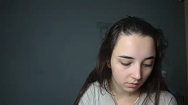 Snapshot of Eva_Gloryy chatting on 11/11/25, 11:54 Eva Gloryy online show from 11/11/25, 11:54