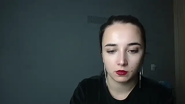 Snapshot of Eva_Gloryy chatting on 11/29/25, 04:32 Eva Gloryy online show from 11/29/25, 04:32