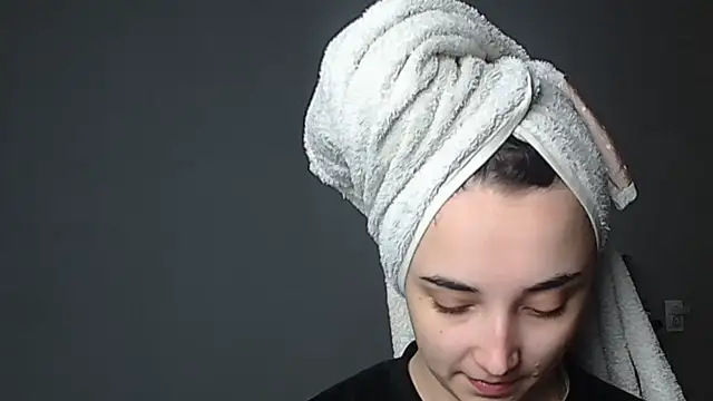 Eva Gloryy online show from 01/11/26, 06:46