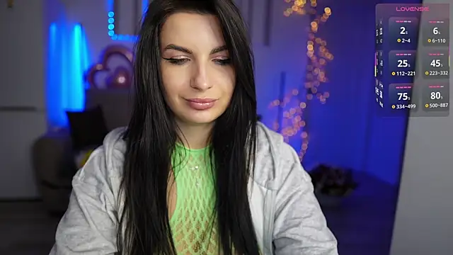 swarowskayaya online show from 12/17/25, 01:11