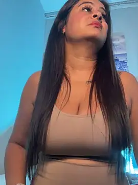 Snapshot of Lili__taylor chatting on 03/06/25, 02:08 Lili taylor online show from 03/06/25, 02:08