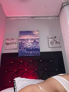 Snapshot of Lili__taylor chatting on 03/11/25, 11:55 Lili taylor online show from 03/11/25, 11:55