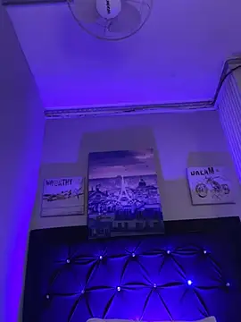 Snapshot of Lili__taylor chatting on 03/15/25, 05:59 Lili taylor online show from 03/15/25, 05:59