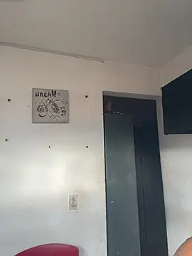 Lili  taylor online show from 04/01/26, 09:34