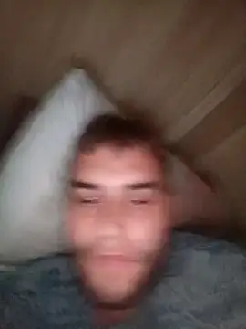 Snapshot of AtlanticHakan222 chatting on 10/04/25, 03:54 AtlanticHakan222 online show from 10/04/25, 03:54