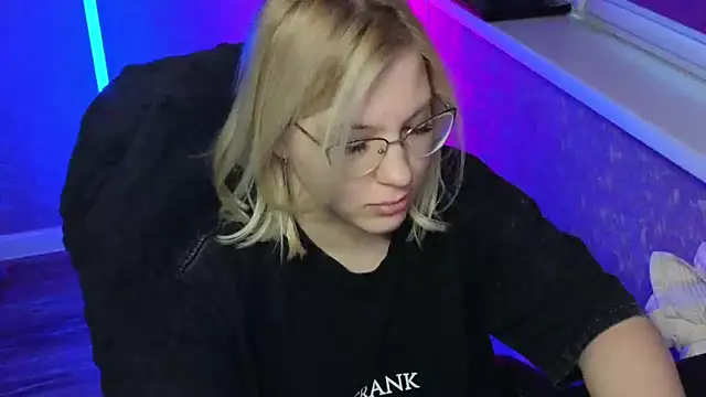 HotBrandyX online show from 02/27/25, 02:21