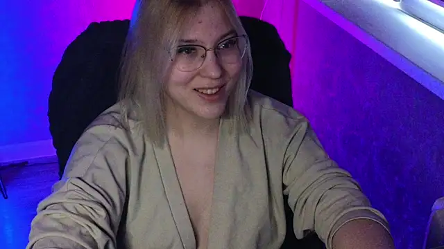 HotBrandyX online show from 03/03/25, 04:58