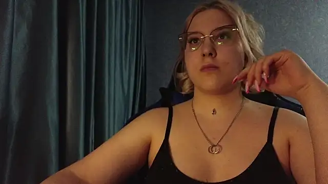 HotBrandyX online show from 04/15/26, 01:29