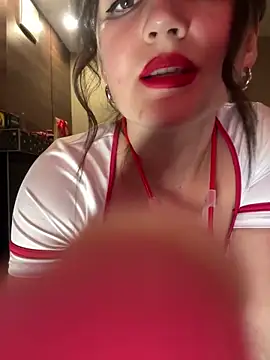 Snapshot of sweetflowers69 chatting on 03/07/25, 08:11 sweetflowers69 online show from 03/07/25, 08:11