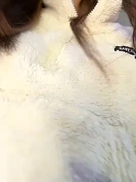 zoe storm online show from 11/16/25, 10:26