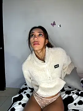 zoe storm online show from 12/03/25, 11:36