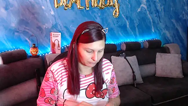 sachaclinford online show from 10/21/25, 05:13