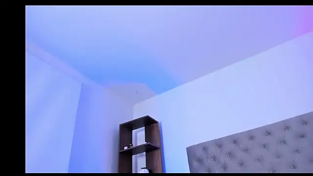 Dayana  Ospina online show from 02/05/25, 01:47