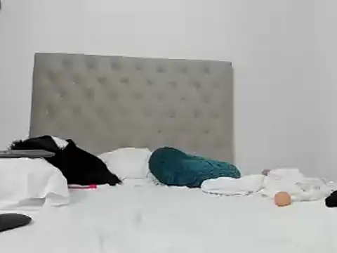 Dayana  Ospina online show from 03/20/25, 10:18