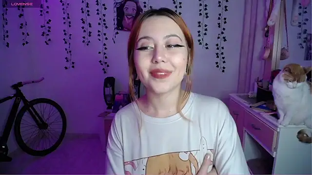 Snapshot of _codeline chatting on 10/24/25, 05:48 codeline online show from 10/24/25, 05:48