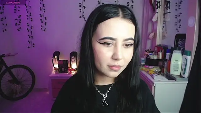 Snapshot of _codeline chatting on 02/11/26, 05:23 codeline online show from 02/11/26, 05:23