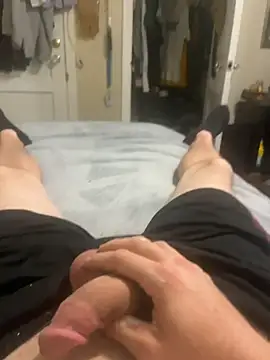 Snapshot of biggzee6 chatting on 11/27/25, 11:23 biggzee6 online show from 11/27/25, 11:23