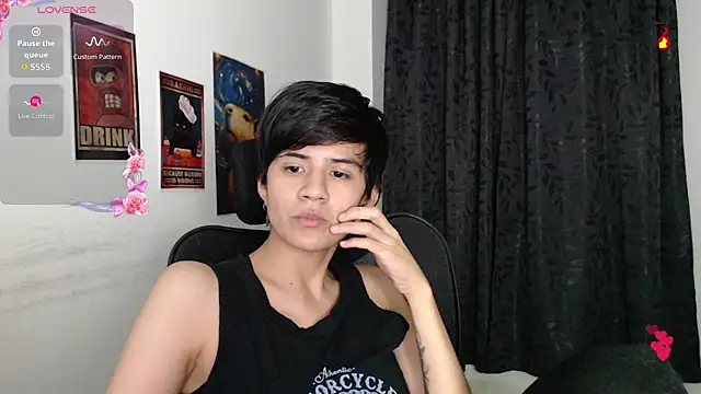 Snapshot of Dha_lia0 chatting on 09/29/25, 03:44 Dha lia0 online show from 09/29/25, 03:44