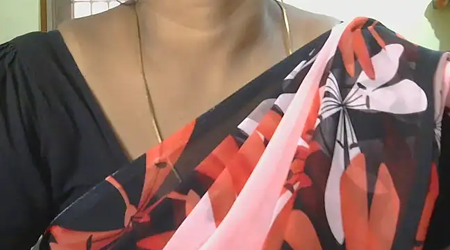 Varshaa1950 online show from 01/18/25, 06:24