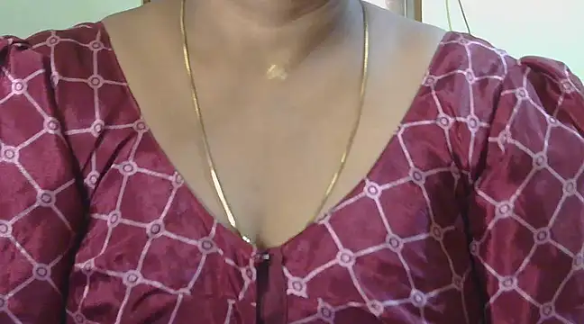 Varshaa1950 online show from 01/24/25, 08:02