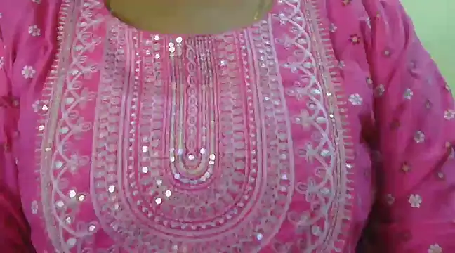 Varshaa1950 online show from 01/31/25, 08:43