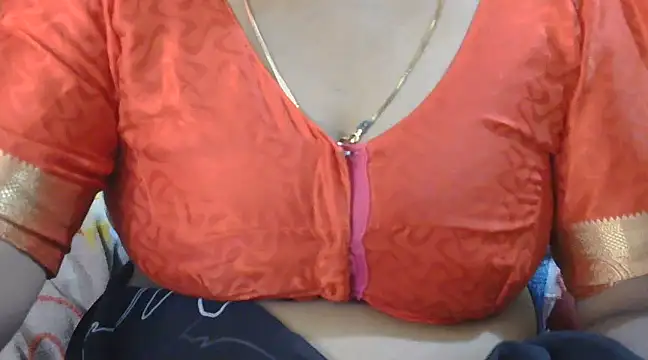 Varshaa1950 online show from 02/01/25, 03:41