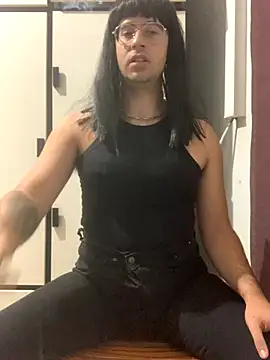 Snapshot of sofia_esclava chatting on 11/04/25, 07:02 sofia esclava online show from 11/04/25, 07:02