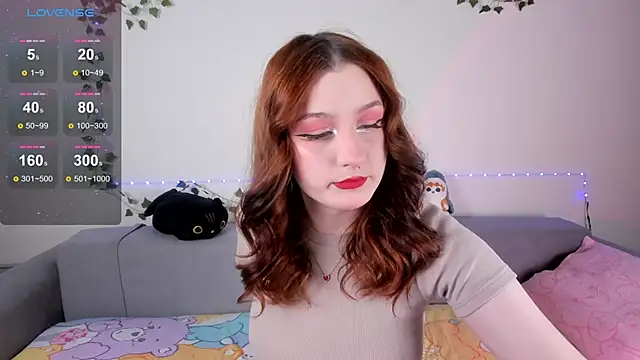 Snapshot of EmmyStar_ chatting on 02/24/25, 05:09 EmmyStar online show from 02/24/25, 05:09