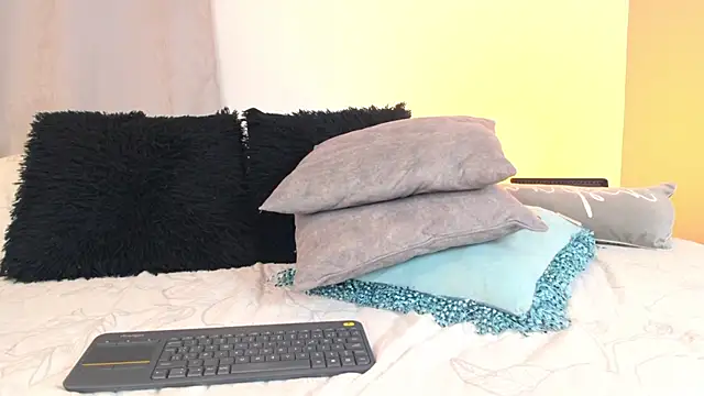 Snapshot of miss_hellen2 chatting on 01/29/25, 03:15 miss hellen2 online show from 01/29/25, 03:15