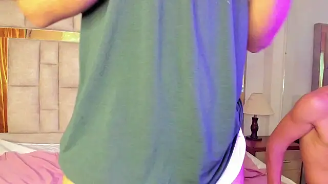 Snapshot of DanteAndKyle chatting on 03/22/25, 02:37 DanteAndKyle online show from 03/22/25, 02:37