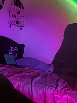 Snapshot of DanteAndKyle chatting on 11/04/25, 11:59 DanteAndKyle online show from 11/04/25, 11:59