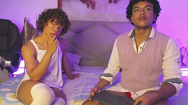 Snapshot of DanteAndKyle chatting on 11/06/25, 11:48 DanteAndKyle online show from 11/06/25, 11:48