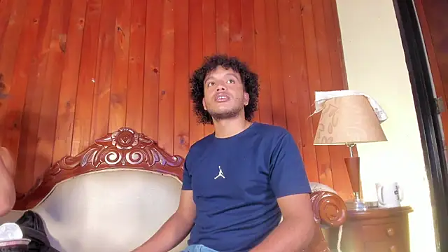 Snapshot of DanteAndKyle chatting on 12/18/25, 10:38 DanteAndKyle online show from 12/18/25, 10:38