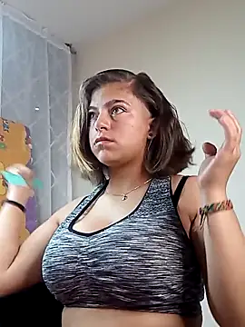 Kitten Cam online show from 03/24/26, 07:57