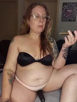 TattedMamaXOXO online show from 09/08/25, 03:22