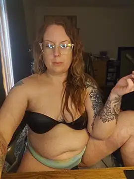TattedMamaXOXO online show from 05/13/26, 05:32