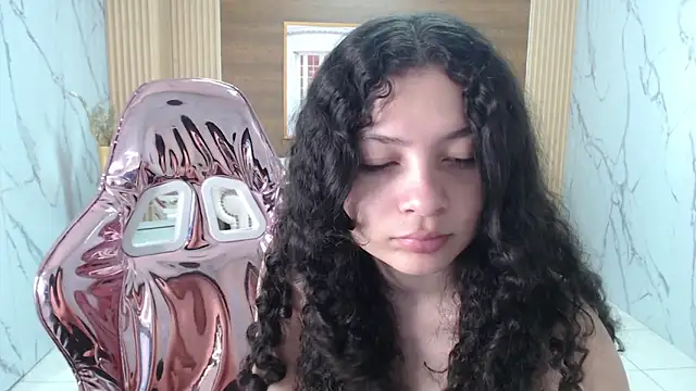 shalon diaz s online show from 11/20/25, 01:11