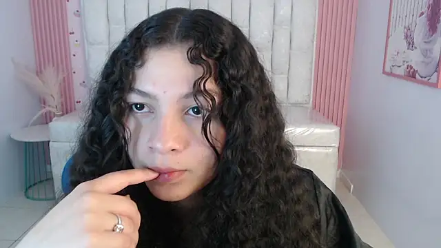 shalon diaz s online show from 01/05/26, 05:38