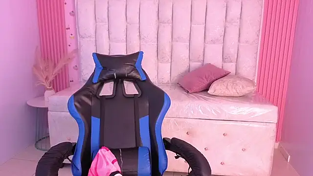 shalon diaz s online show from 03/03/26, 01:12