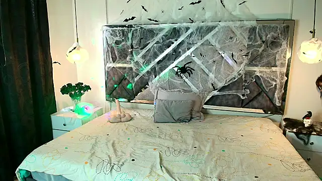 Snapshot of MysticMature chatting on 10/06/25, 03:20 MysticMature online show from 10/06/25, 03:20